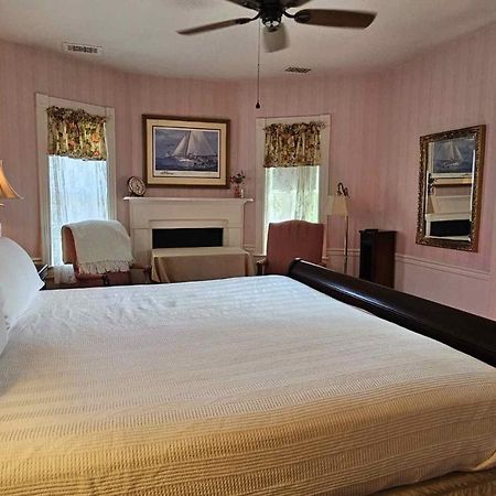 Parsonage Inn Bed And Breakfast Saint Michaels Bagian luar foto