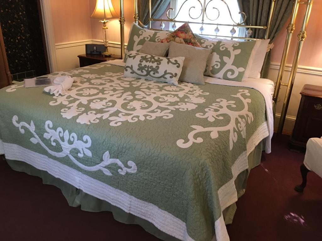 Parsonage Inn Bed And Breakfast Saint Michaels Bagian luar foto