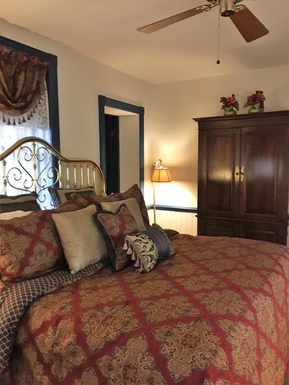 Parsonage Inn Bed And Breakfast Saint Michaels Bagian luar foto